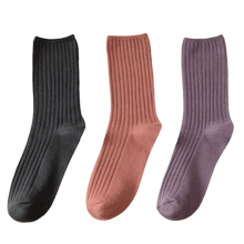 Load image into Gallery viewer, 3 Pairs Women&#39;s Ribbed Cotton Socks
