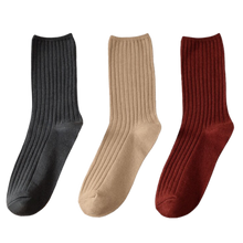 Load image into Gallery viewer, 3 Pairs Women&#39;s Ribbed Cotton Socks
