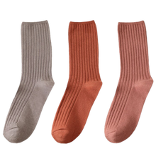 Load image into Gallery viewer, 3 Pairs Women&#39;s Ribbed Cotton Socks
