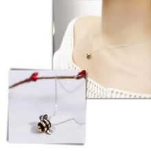 Load image into Gallery viewer, Collar en forma de abeja  - Ozerty
