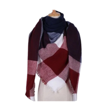 Load image into Gallery viewer, Bufanda de cashmere con tacto de lana de angora y diseño tartán
 -Atenas - Ozerty
