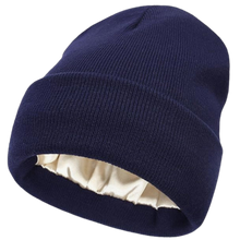 Load image into Gallery viewer, Gorro de punto con forro de satén -Azul marino - Ozerty
