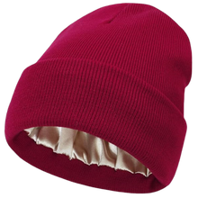 Load image into Gallery viewer, Gorro de punto con forro de satén -Rojo - Ozerty
